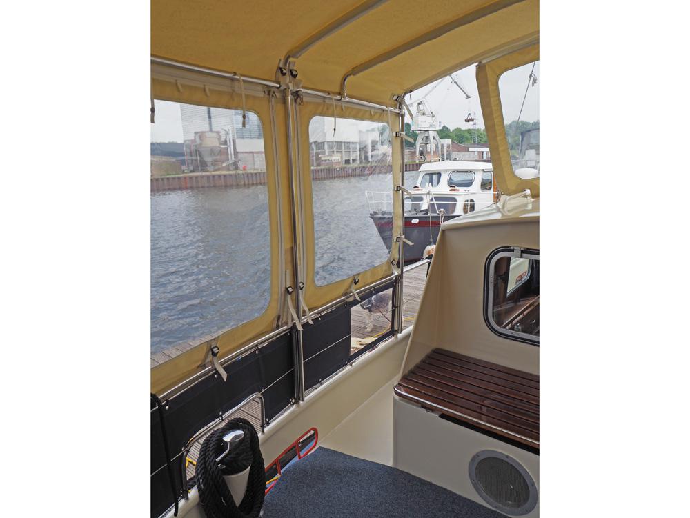 picture Deck equipment